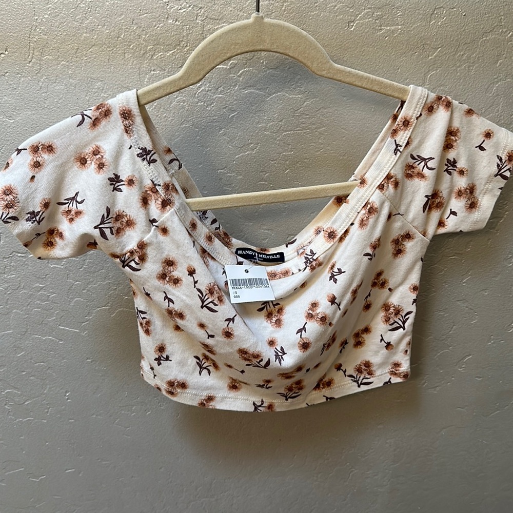 Brandy Melville sunflower crop top- NWT
